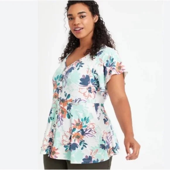 Torrid Ribbed White Floral Knit Button Front Peplum Top Size 3 - Picture 3 of 9